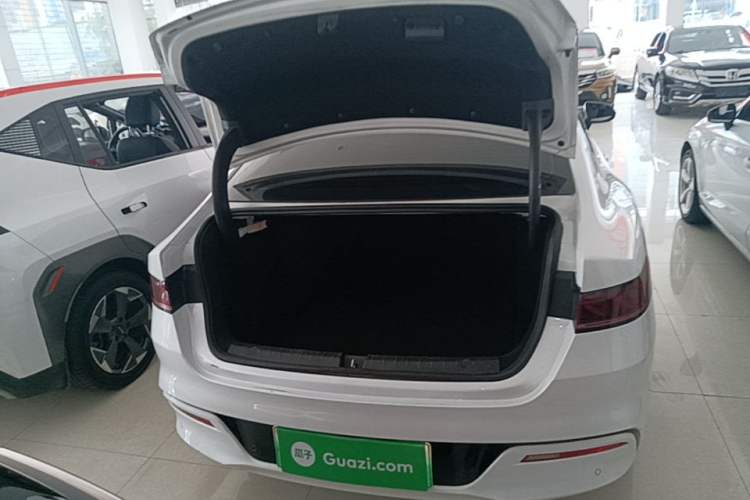 Used BYD Qin PLUS 2021 EV 400KM Leading Comfort Edition Trunk