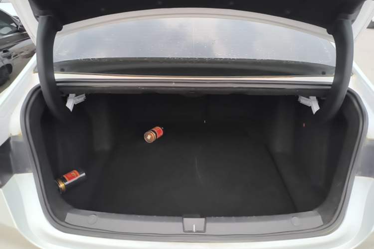 Used BYD Qin PLUS 2021 EV 500KM Luxury Model Trunk