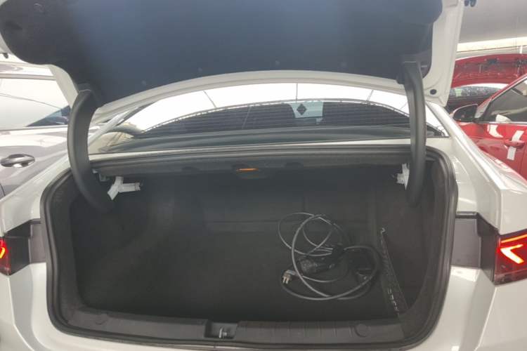 Used BYD Qin PLUS 2021 DM-i 55KM Flagship Model Trunk