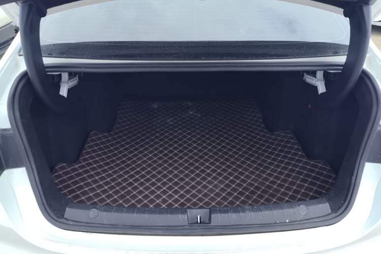 Used BYD Qin PLUS 2021 EV 400KM Leading Comfort Edition Trunk