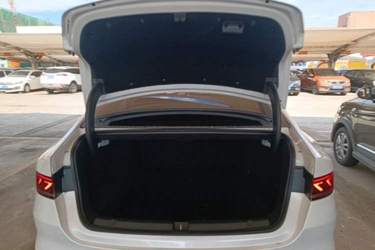 Used BYD Qin PLUS 2021 DM-i 55KM Flagship Model Trunk