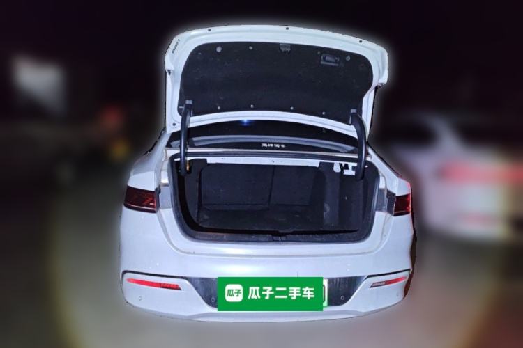 Used BYD Qin PLUS 2021 EV 400KM Leading Comfort Edition Trunk