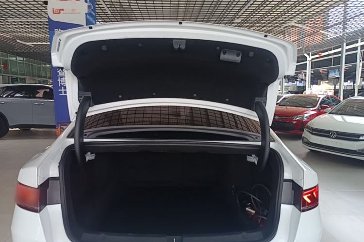 Used BYD Qin PLUS 2021 DM-i 55KM Prestige Model Trunk