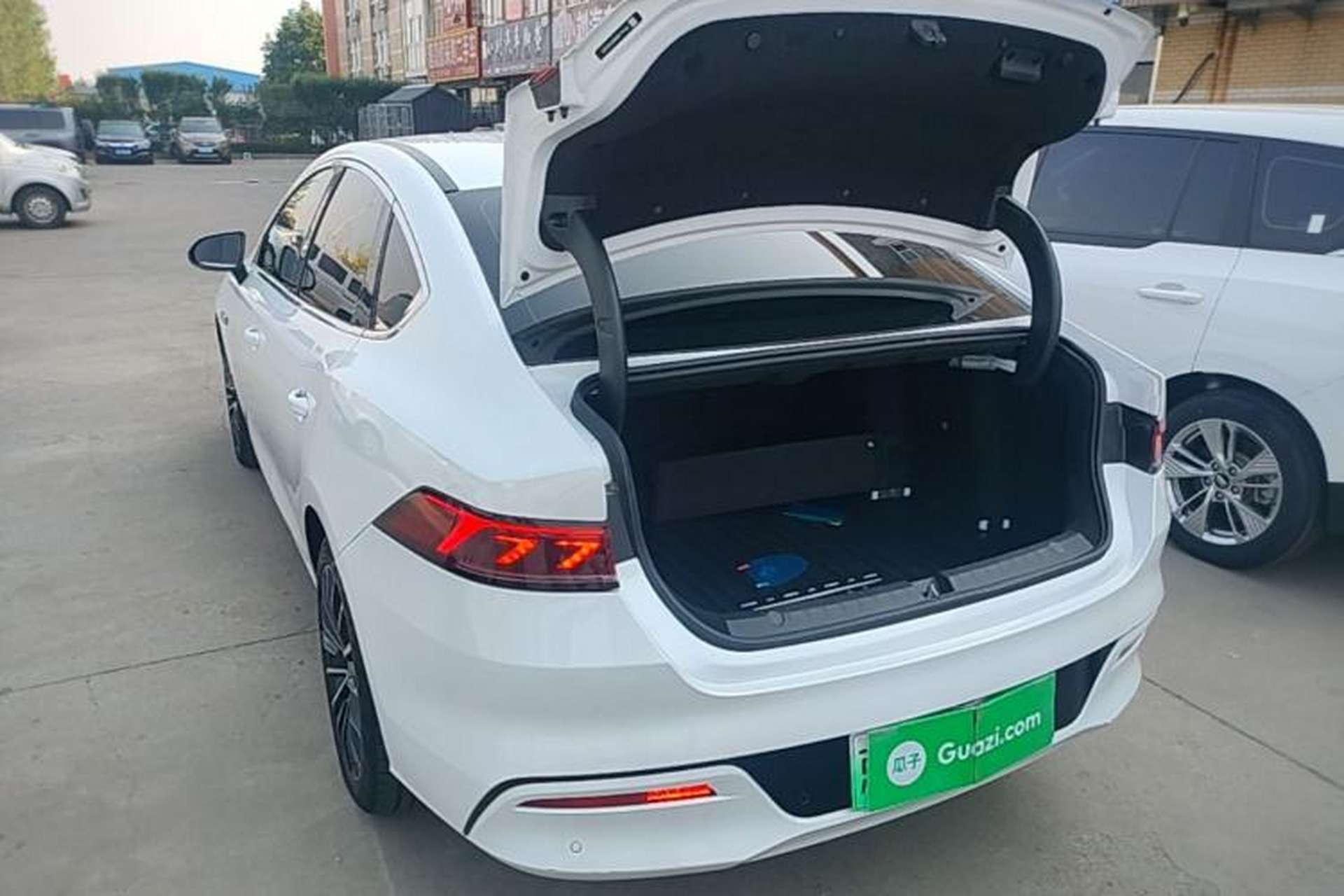 Used BYD Qin PLUS 2021 EV 600KM Flagship Model Trunk