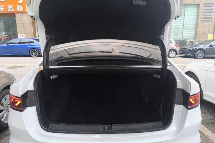 Used BYD Qin PLUS 2021 DM-i 55KM Flagship Model Trunk