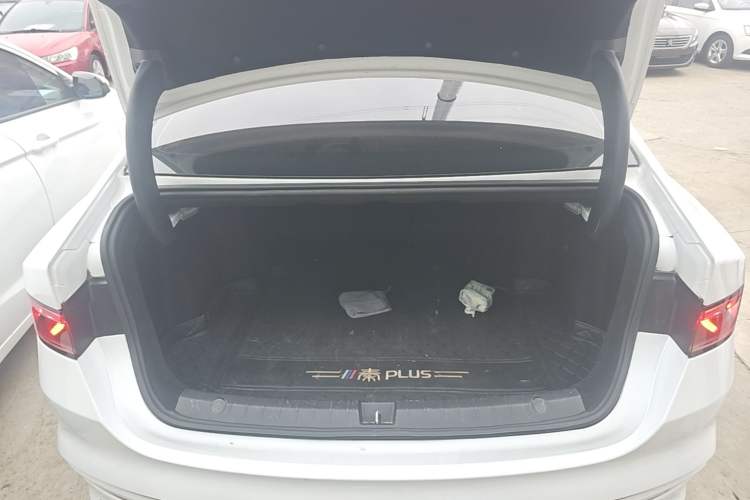 Used BYD Qin PLUS 2021 EV 500KM Luxury Model Trunk