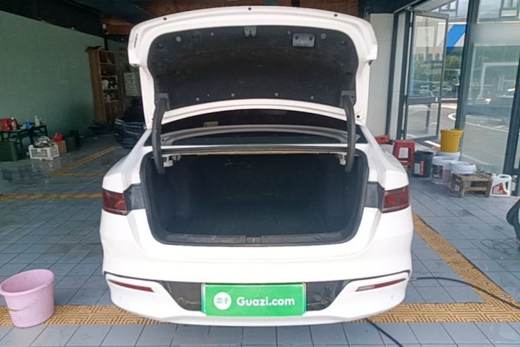 Used BYD Qin PLUS 2021 EV 600KM Flagship Model Trunk