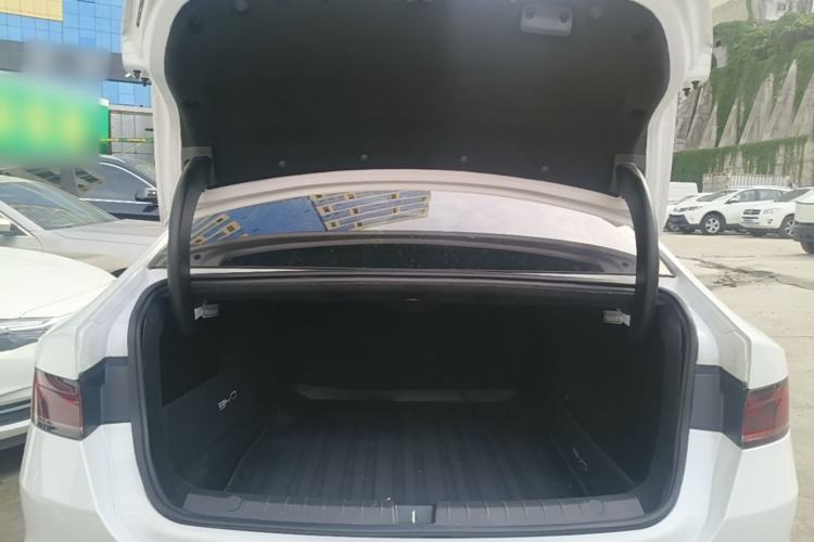 Used BYD Qin PLUS 2021 DM-i 55KM Flagship Model Trunk