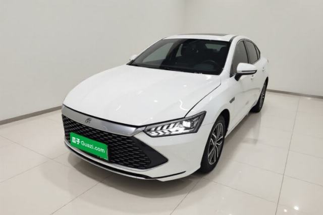 Ojetý BYD Qin PLUS 2021 DM-i 55KM Flagship Model