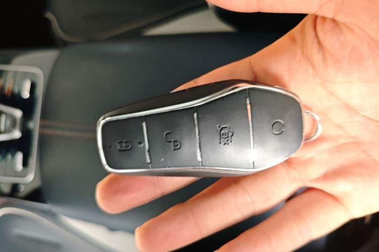 Used BYD Qin PLUS 2021 EV 500KM Luxury Model Vehicle Key