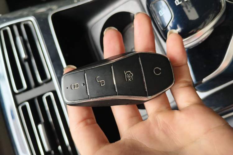 Used BYD Qin PLUS 2021 EV 400KM Luxury Model Vehicle Key