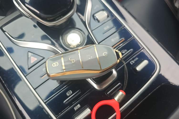 Used BYD Qin PLUS 2021 EV 500KM Luxury Model Vehicle Key