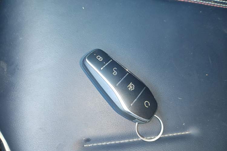 Used BYD Qin PLUS 2021 DM-i 55KM Flagship Model Vehicle Key