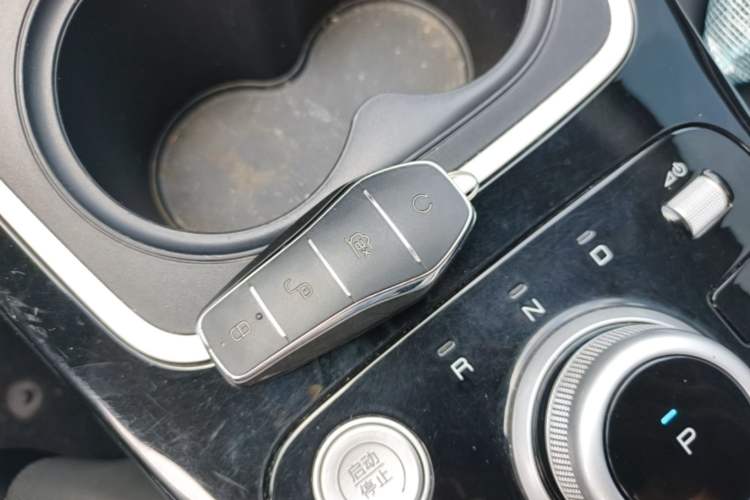 Used BYD Qin PLUS 2021 EV 400KM Leading Comfort Edition Vehicle Key