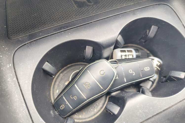 Used BYD Qin PLUS 2021 EV 400KM Luxury Model Vehicle Key