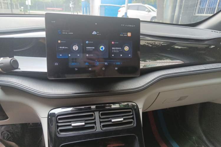 Used BYD Qin PLUS 2023 Champion Edition DM-i 55KM Leading Model Audio And AC Panel