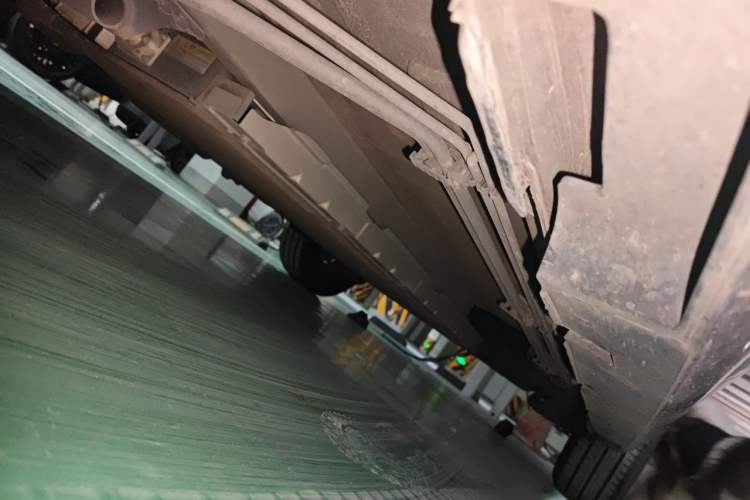 Used BYD Qin PLUS 2023 Champion Edition DM-i 55KM Leading Model Chassis Front Left