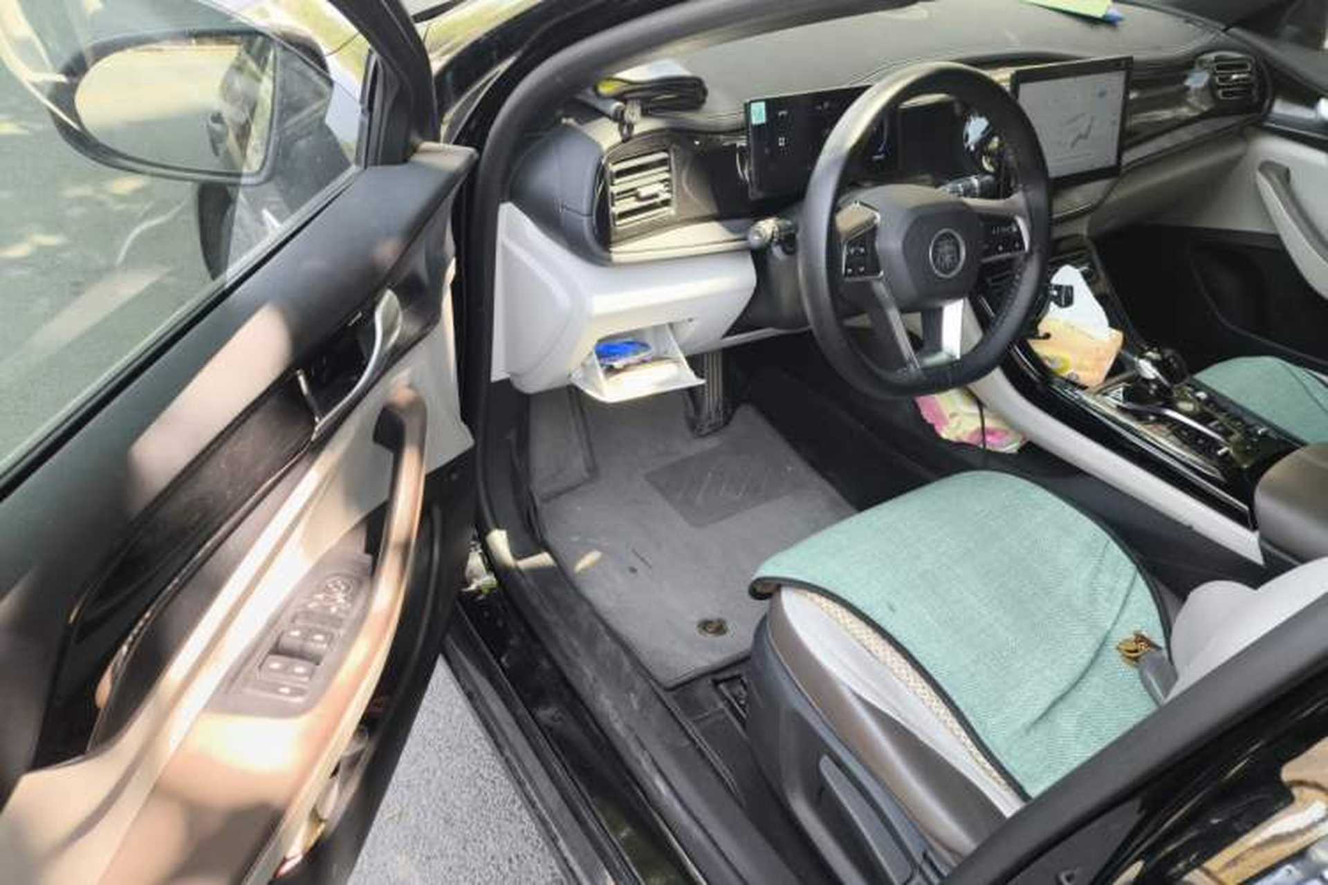 Used BYD Qin PLUS 2023 Champion Edition DM-i 55KM Leading Model Driver Seat
