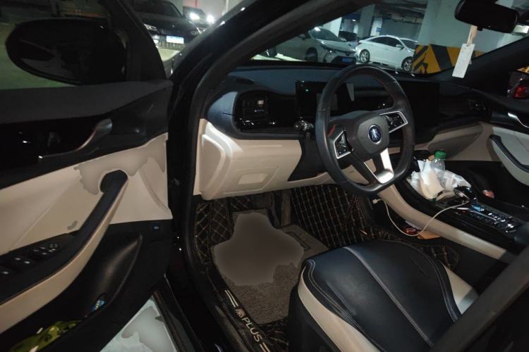 Used BYD Qin PLUS 2023 Champion Edition DM-i 55KM Leading Model Driver Seat