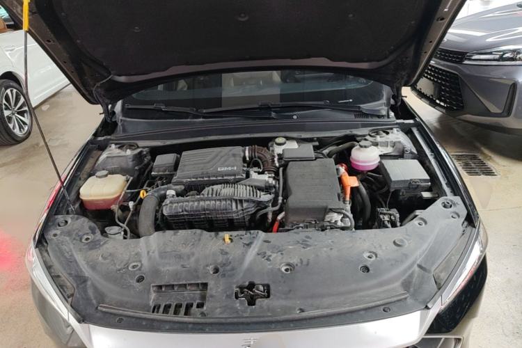 Used BYD Qin PLUS 2023 Champion Edition DM-i 55KM Leading Model Engine Bay