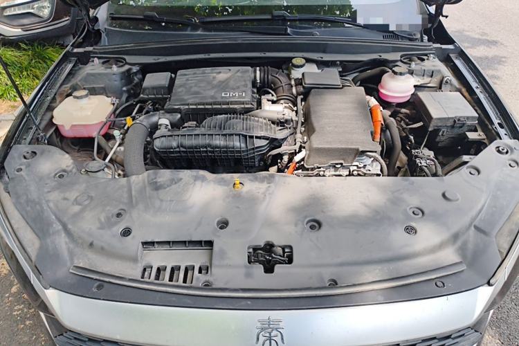 Used BYD Qin PLUS 2023 Champion Edition DM-i 55KM Leading Model Engine Bay