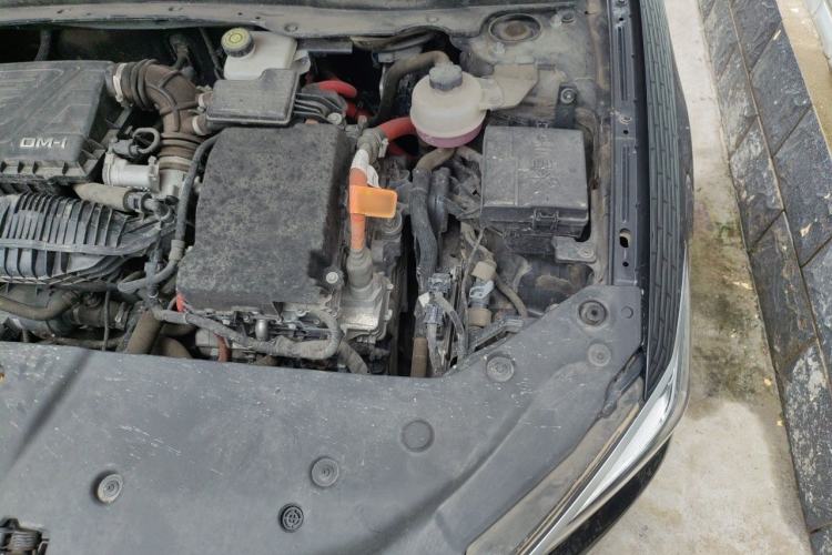 Used BYD Qin PLUS 2023 Champion Edition DM-i 55KM Leading Model Engine Bay Left