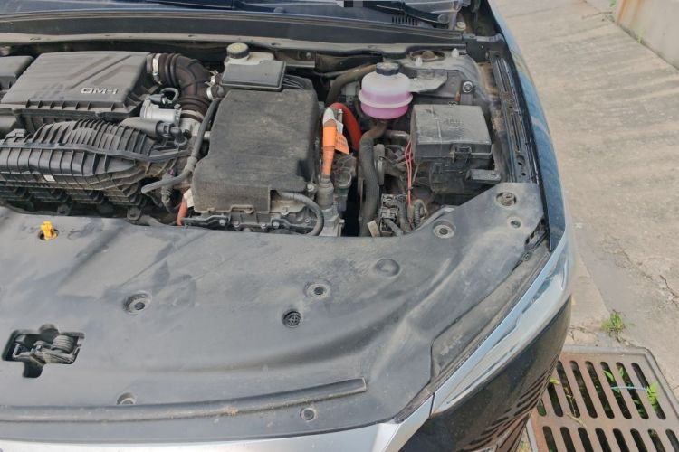 Used BYD Qin PLUS 2023 Champion Edition DM-i 55KM Leading Model Engine Bay Left