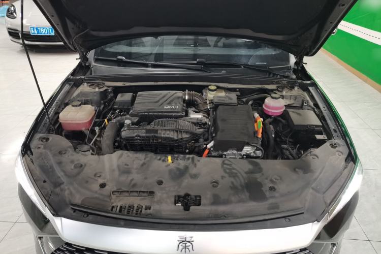 Used BYD Qin PLUS 2023 Champion Edition DM-i 55KM Leading Model Engine Bay