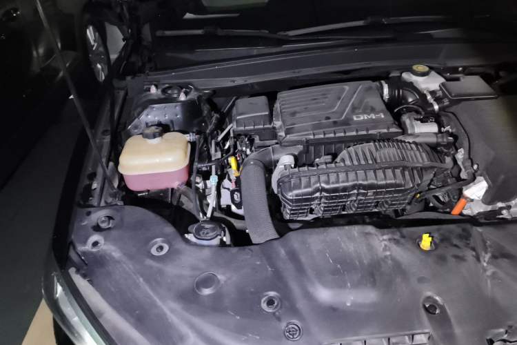 Used BYD Qin PLUS 2023 Champion Edition DM-i 120KM Leading Model Engine Bay Right
