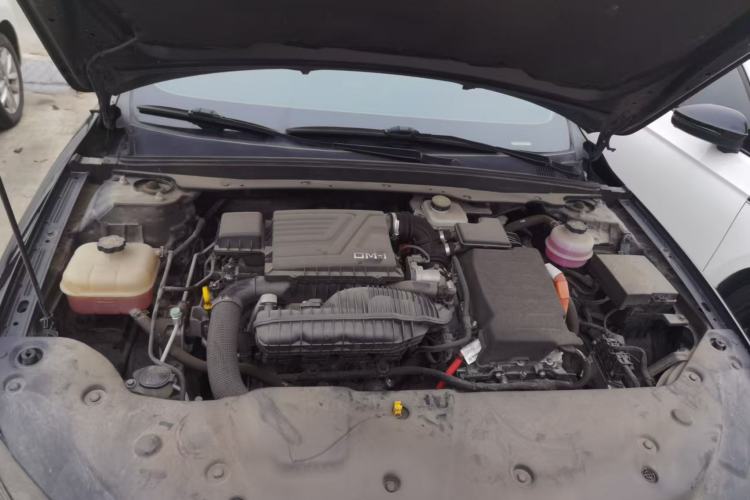 Used BYD Qin PLUS 2023 Champion Edition DM-i 55KM Leading Model Engine Bay