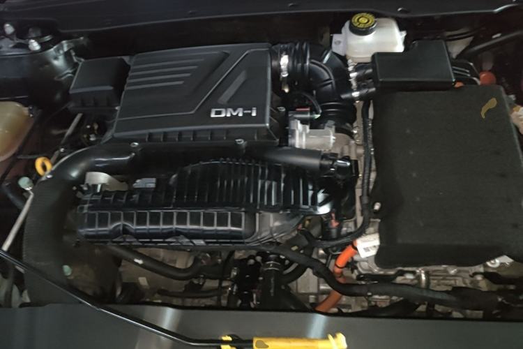 Used BYD Qin PLUS 2023 Champion Edition DM-i 55KM Leading Model Engine Bay