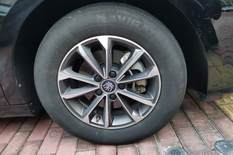 Used BYD Qin PLUS 2023 Champion Edition DM-i 55KM Leading Model Exterior 1
