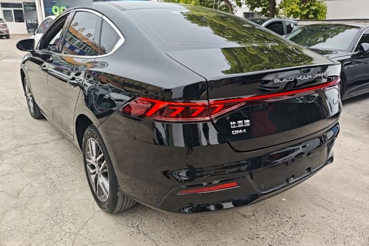 Used BYD Qin PLUS 2023 Champion Edition DM-i 120KM Beyond Model Exterior 2
