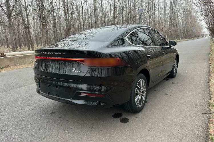 Used BYD Qin PLUS 2023 Champion Edition DM-i 120KM Beyond Model Exterior 4