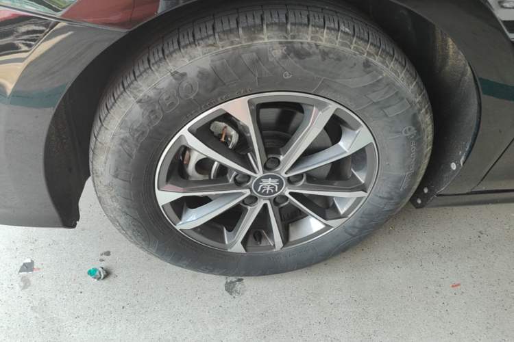 Used BYD Qin PLUS 2023 Champion Edition DM-i 55KM Leading Model Exterior 4