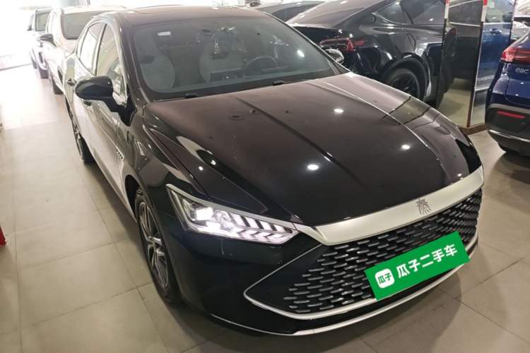Used BYD Qin PLUS 2023 Champion Edition DM-i 55KM Superior Model Front Right 45 Deg
