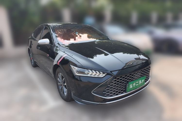 Used BYD Qin PLUS 2023 Champion Edition DM-i 55KM Leading Model Front Right 45 Deg