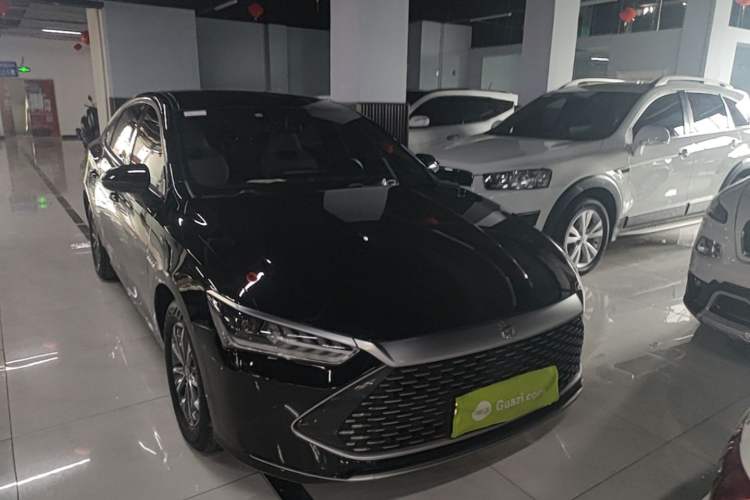 Used BYD Qin PLUS 2023 Champion Edition DM-i 55KM Leading Model Front Right 45 Deg