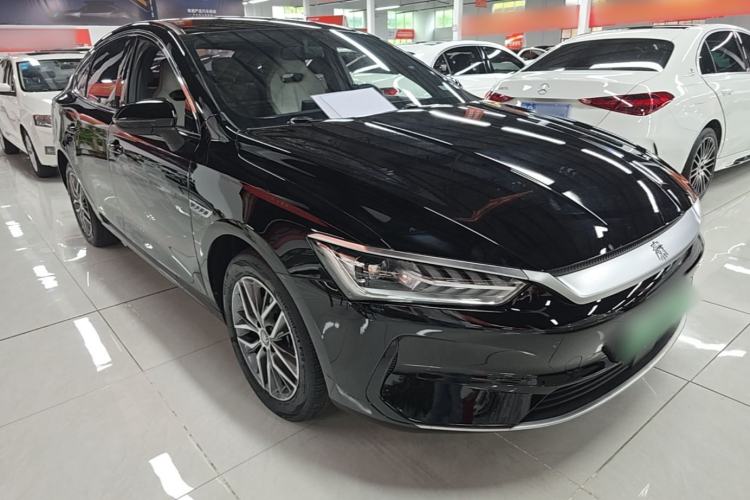 Used BYD Qin PLUS 2023 Champion Edition EV 510KM Leading Model Front Right 45 Deg
