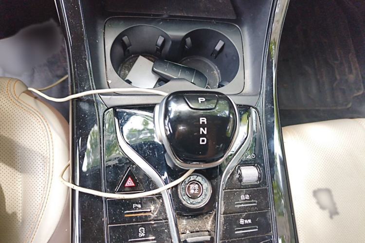 Used BYD Qin PLUS 2023 Champion Edition DM-i 55KM Leading Model Gear Lever