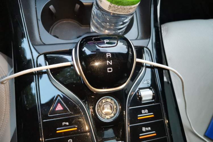 Used BYD Qin PLUS 2023 Champion Edition DM-i 55KM Leading Model Gear Lever