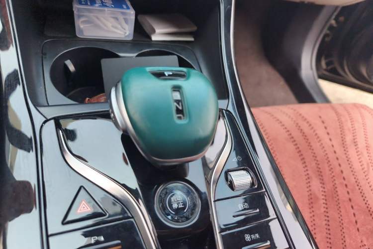 Used BYD Qin PLUS 2023 Champion Edition DM-i 55KM Leading Model Gear Lever