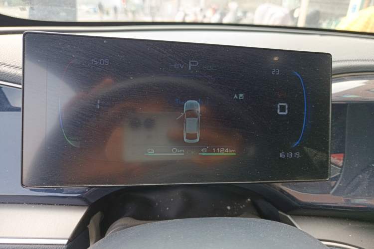 Used BYD Qin PLUS 2023 Champion Edition DM-i 120KM Leading Model Instrument Cluster