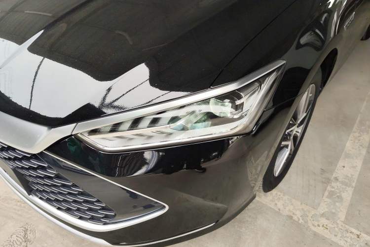Used BYD Qin PLUS 2023 Champion Edition DM-i 120KM Beyond Model Left Front Headlight