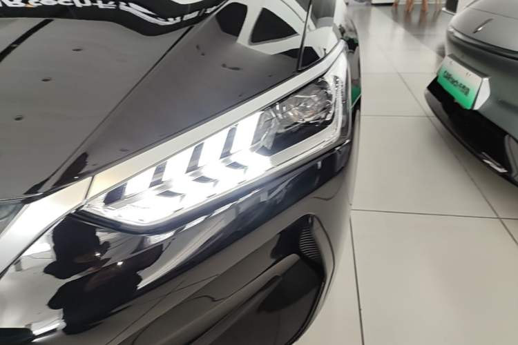 Used BYD Qin PLUS 2023 Champion Edition EV 510KM Leading Model Left Front Headlight