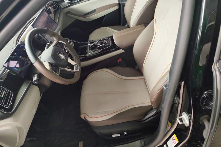 Used BYD Qin PLUS 2023 Champion Edition DM-i 120KM Beyond Model Left Front Seat