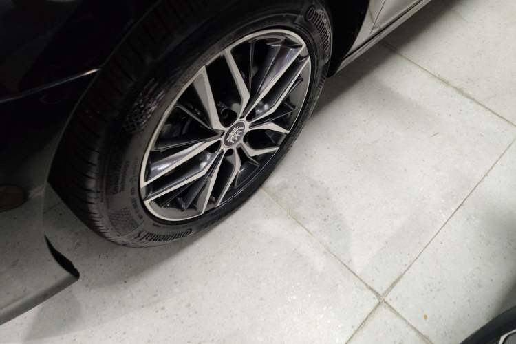 Used BYD Qin PLUS 2023 Champion Edition DM-i 120KM Leading Model Left Front Wheel Hub