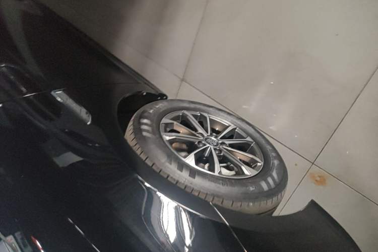 Used BYD Qin PLUS 2023 Champion Edition DM-i 55KM Leading Model Left Front Wheel Hub
