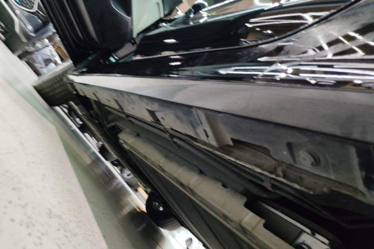 Used BYD Qin PLUS 2023 Champion Edition DM-i 120KM Leading Model Left Side Sill