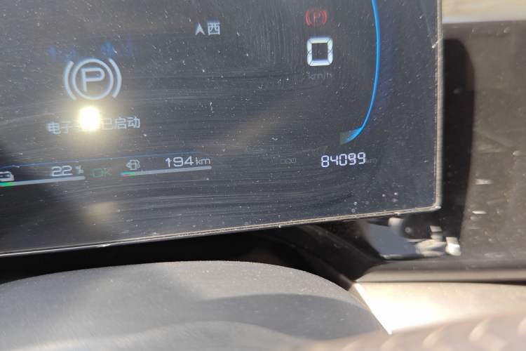 Used BYD Qin PLUS 2023 Champion Edition DM-i 120KM Leading Model Odometer Close Up